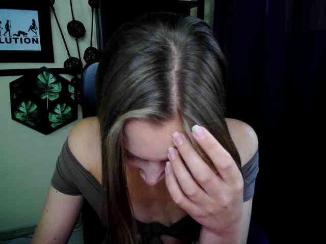 EmillyExtasy webcam