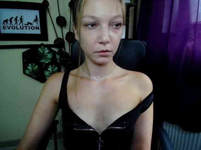 EmillyExtasy webcam