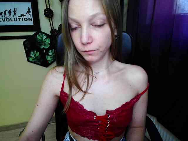 EmillyExtasy webcam