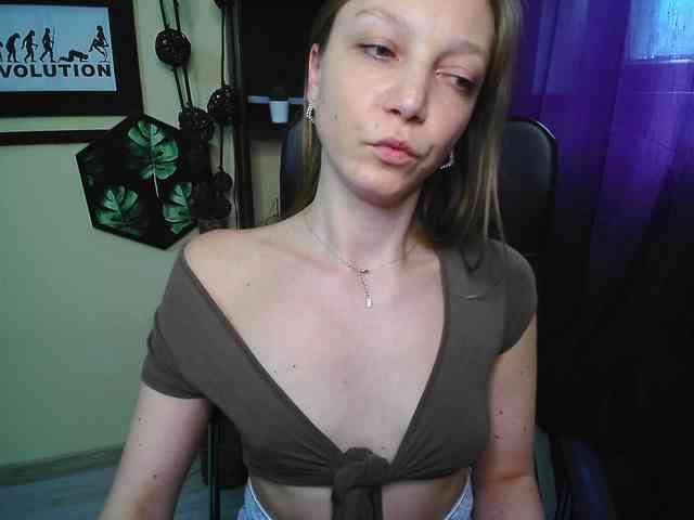 EmillyExtasy webcam