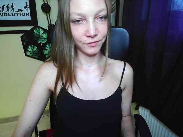 EmillyExtasy webcam