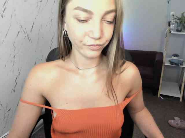 EmillyExtasy webcam