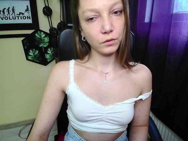 EmillyExtasy webcam