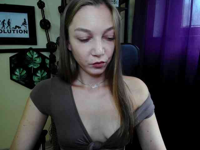 EmillyExtasy webcam