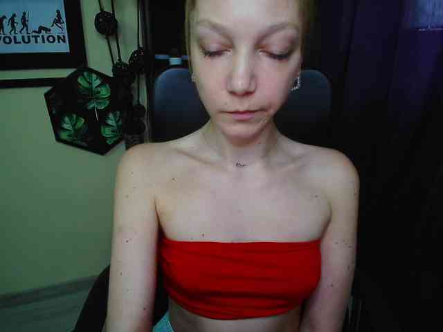EmillyExtasy webcam