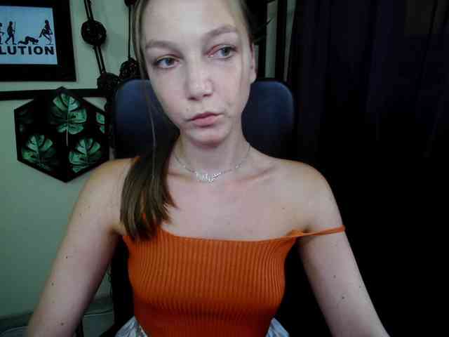 EmillyExtasy webcam