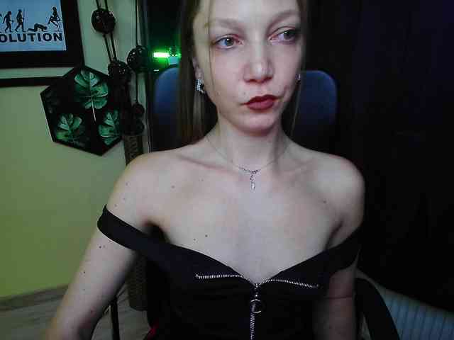 EmillyExtasy webcam