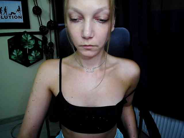 EmillyExtasy webcam