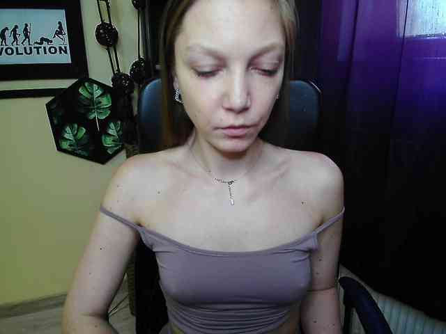 EmillyExtasy webcam