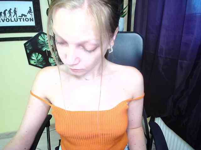 EmillyExtasy webcam