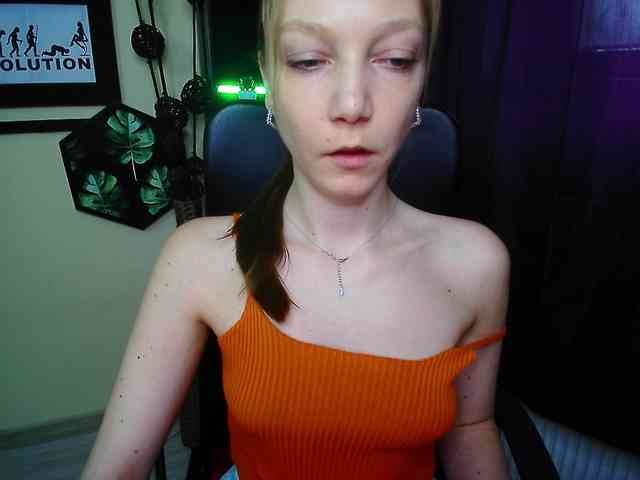 EmillyExtasy webcam