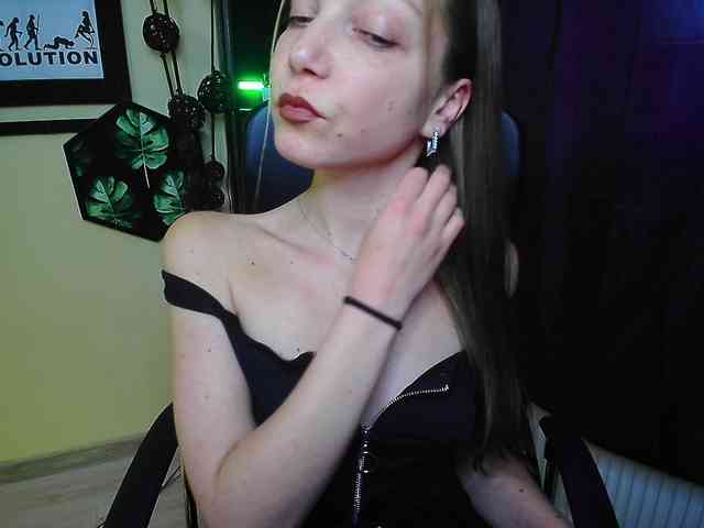 EmillyExtasy webcam
