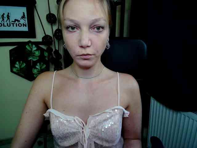 EmillyExtasy webcam