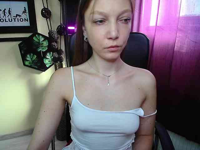 EmillyExtasy webcam