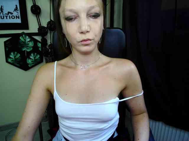 EmillyExtasy webcam