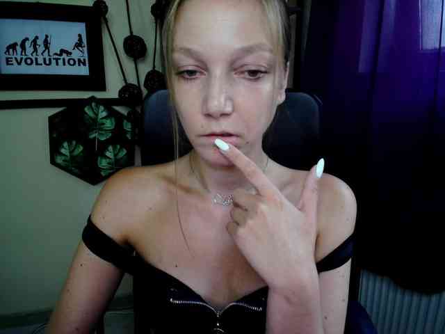 EmillyExtasy webcam