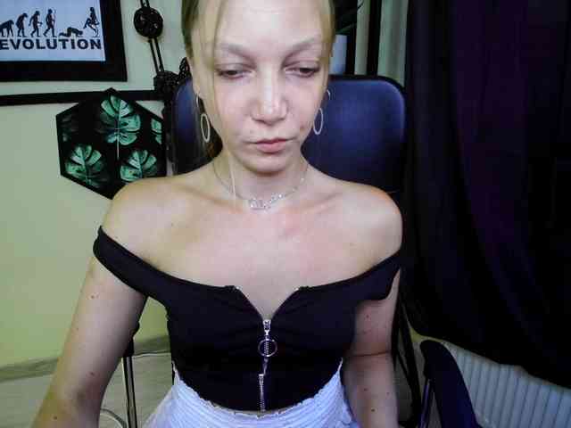 EmillyExtasy webcam