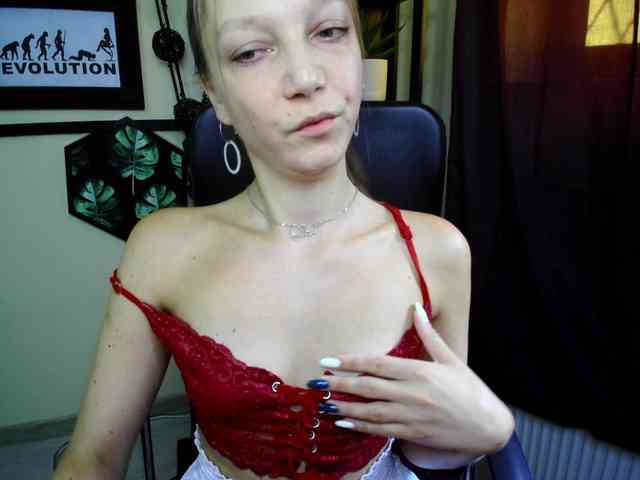 EmillyExtasy webcam