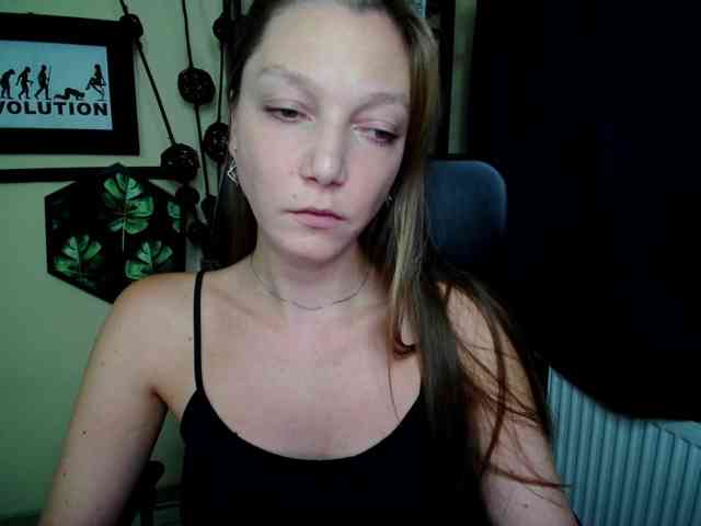 EmillyExtasy webcam