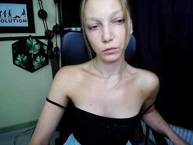 EmillyExtasy webcam