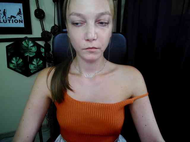 EmillyExtasy webcam