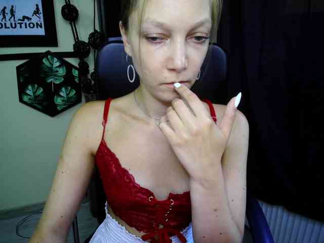 EmillyExtasy webcam