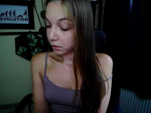 EmillyExtasy webcam