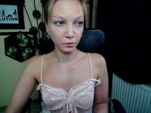 EmillyExtasy webcam