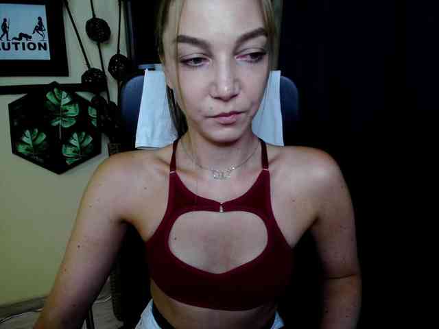 EmillyExtasy webcam