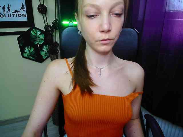 EmillyExtasy webcam