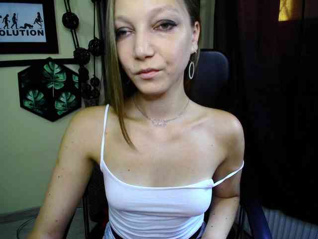 EmillyExtasy webcam