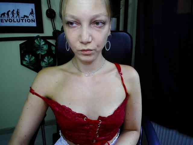 EmillyExtasy webcam