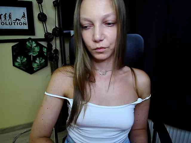 EmillyExtasy webcam