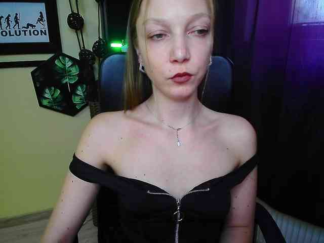 EmillyExtasy webcam