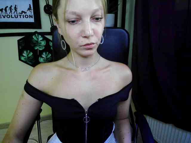 EmillyExtasy webcam