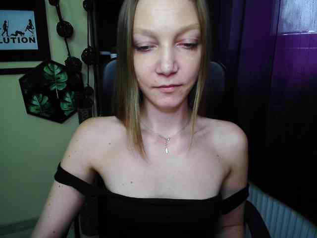 EmillyExtasy webcam