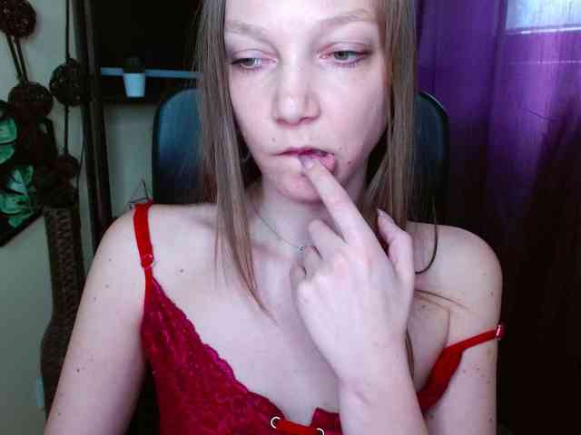 EmillyExtasy webcam