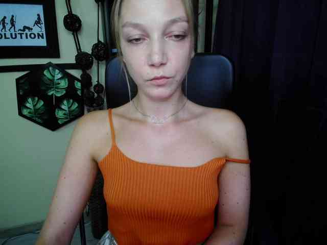 EmillyExtasy webcam