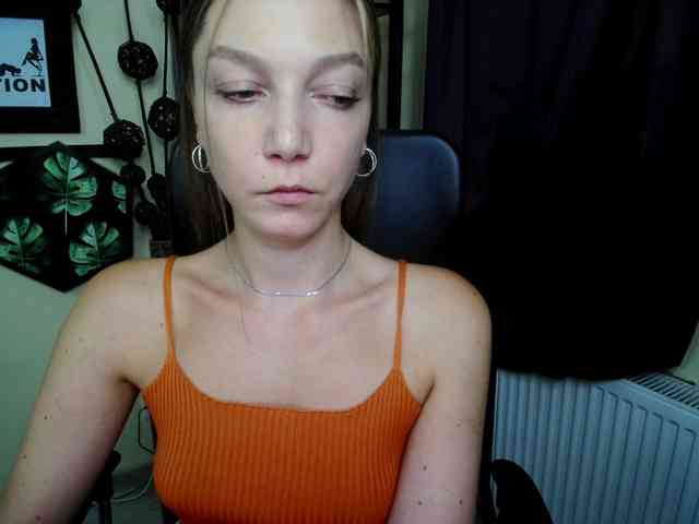 EmillyExtasy webcam