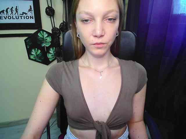 EmillyExtasy webcam