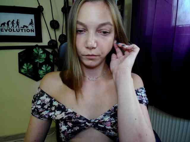 EmillyExtasy webcam