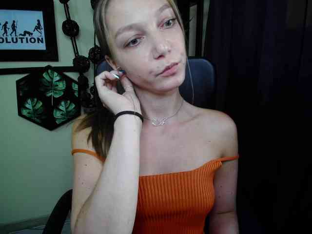 EmillyExtasy webcam