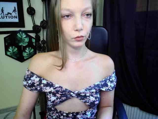 EmillyExtasy webcam