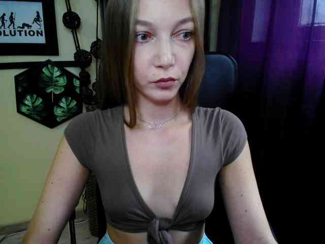 EmillyExtasy webcam