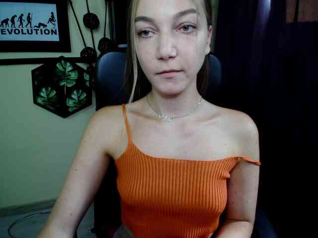 EmillyExtasy webcam