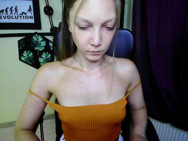 EmillyExtasy webcam