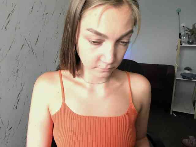 EmillyExtasy webcam