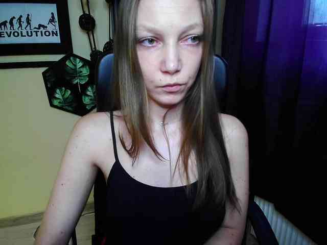 EmillyExtasy webcam