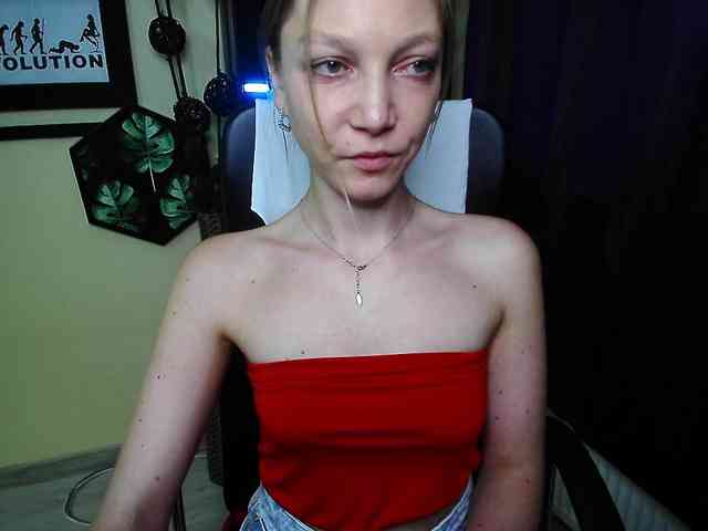 EmillyExtasy webcam