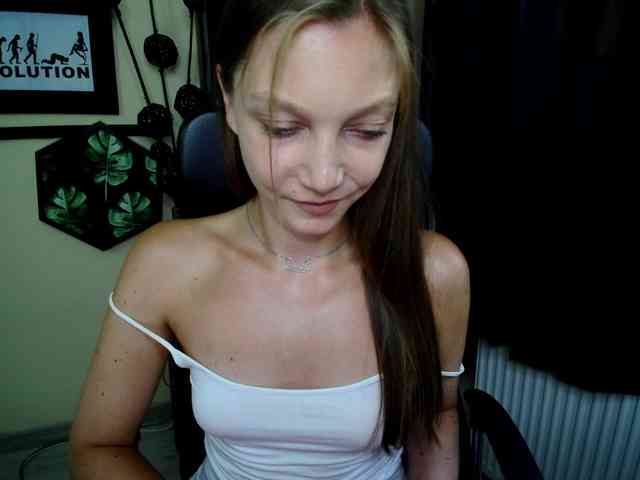 EmillyExtasy webcam